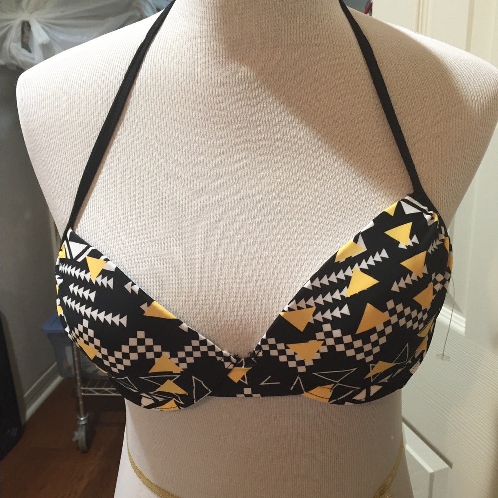 Bikini top